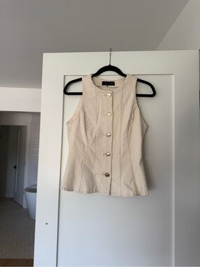 Zara Cream Button-Front Sleeveless Top
